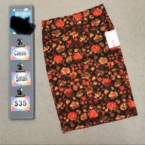 Lularoe Cassie Small